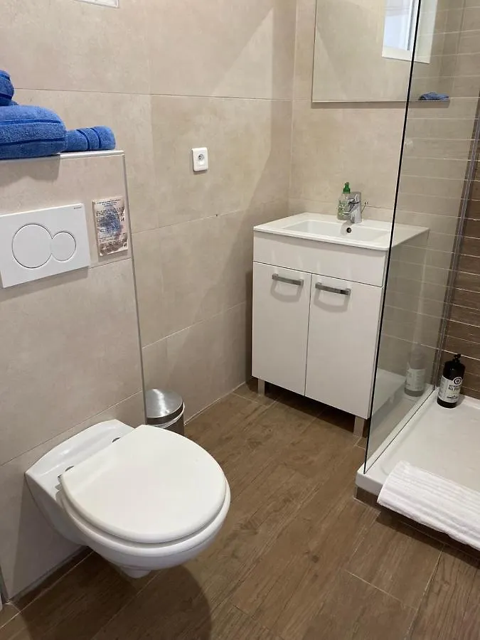 Cozy Apartment With Terrace - Old Town Nice