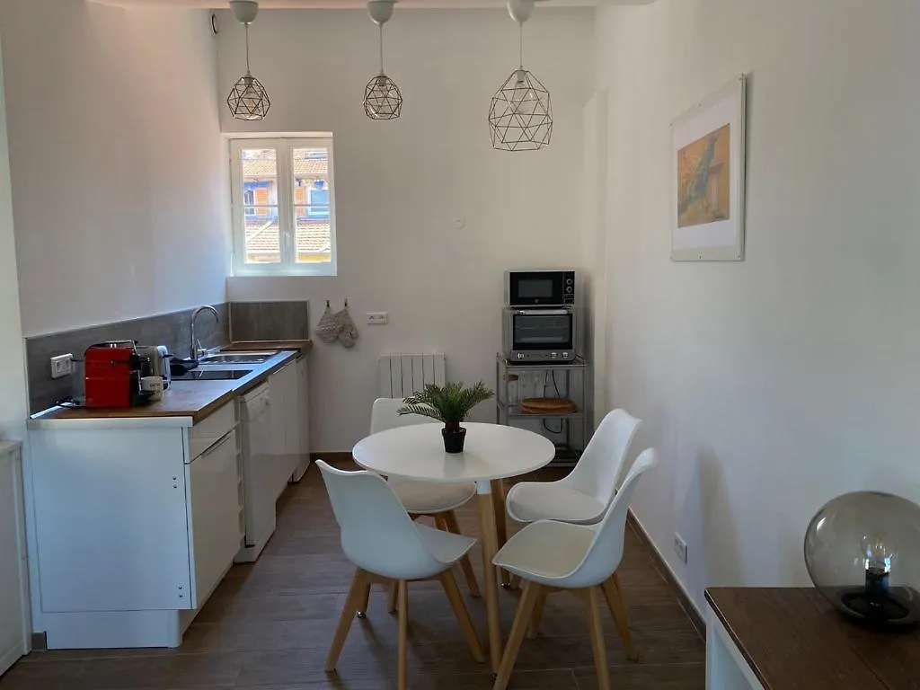 Cozy Apartment With Terrace - Old Town Nice